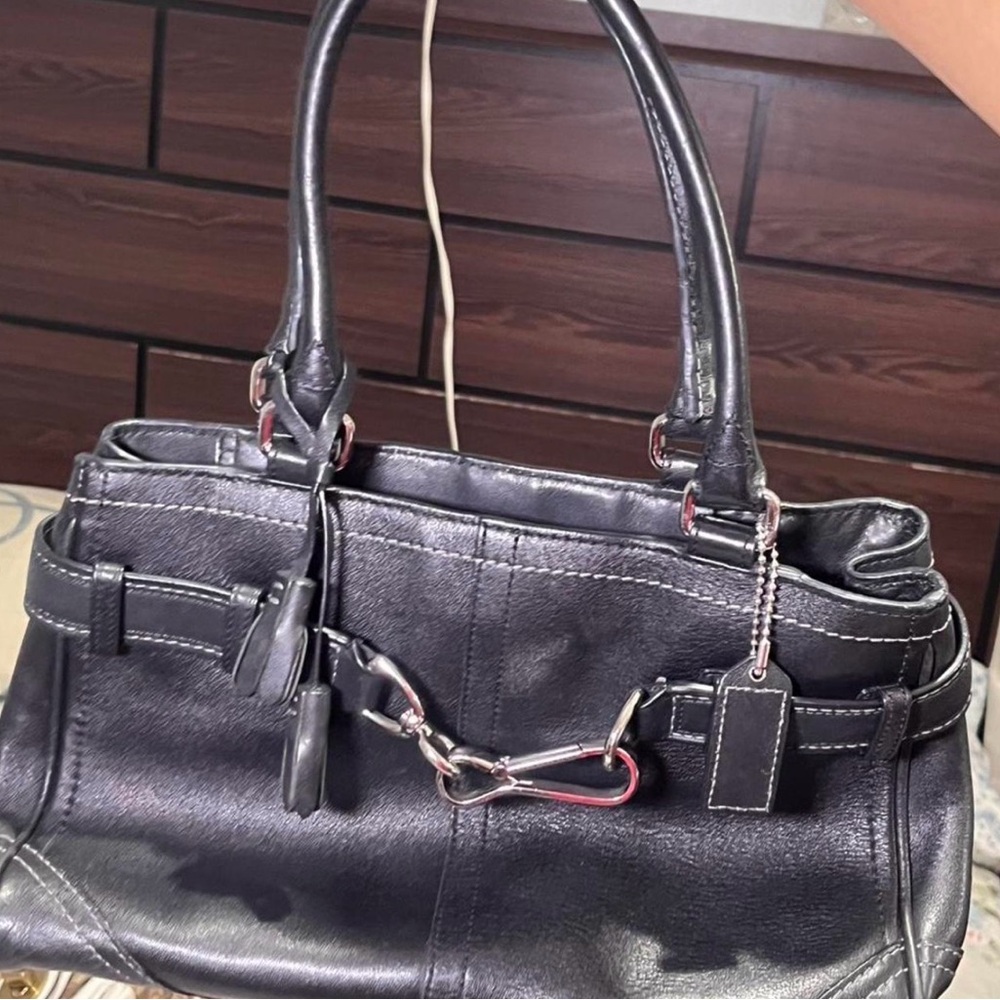Coach Vintage Hampton  Black Leather Tote Handbag